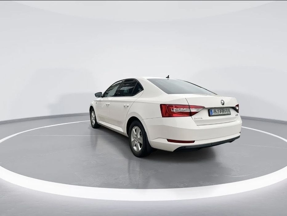 Skoda superb  2016