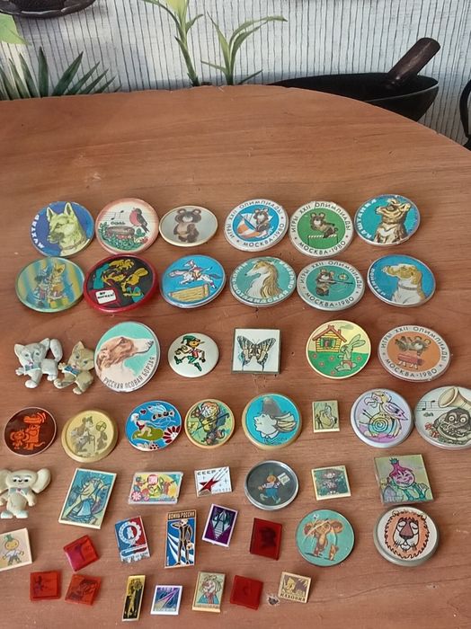 Значки СССР ретро