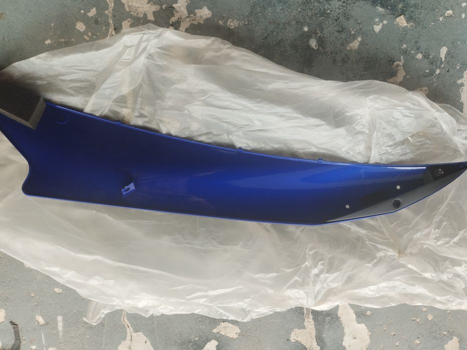 Carena laterala dreapta noua pentru Yamaha R6 model 2006-2007