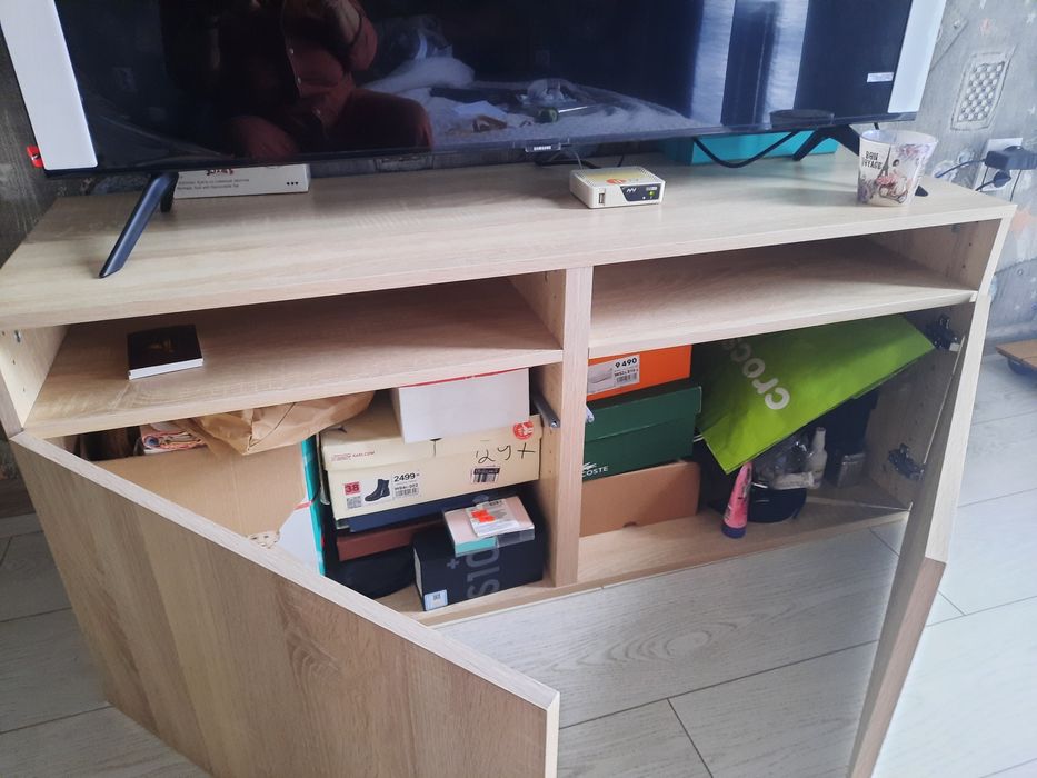 Тумба под телевизор