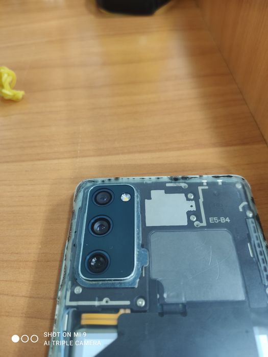 Samsung s 20 fe 128/8