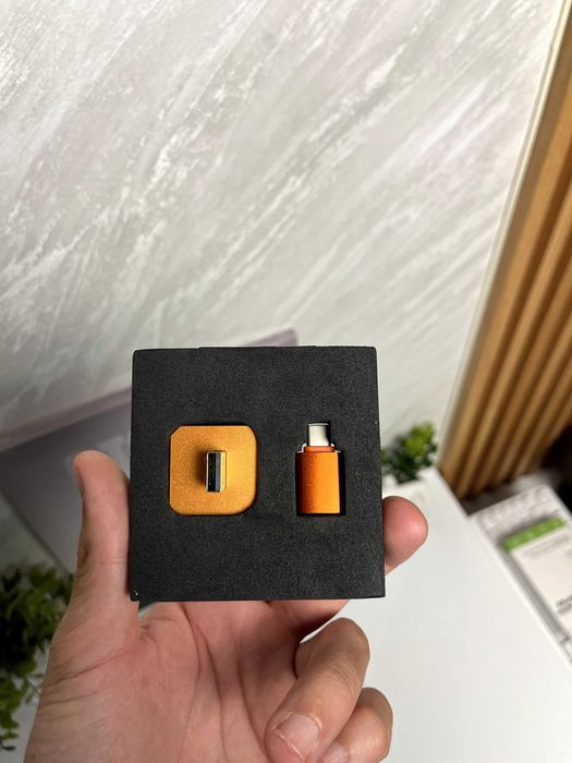 USB Carplay Адаптер за Кола - Кар Плей Адаптер За Кола с USB - Чисто Нов