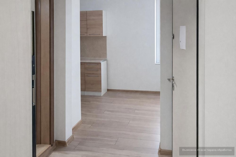 Дава се под наем Тристаен апартамент в София, Люлин 8 - 82 кв.м за 548.25 € - Снимка #1