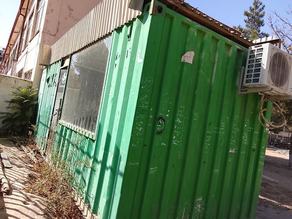 konteyner, kantiner, do'kon, sotiladi