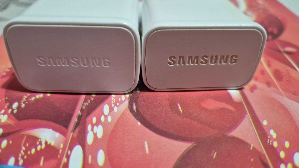 НЕРАБОТЕЩО зарядно Samsung