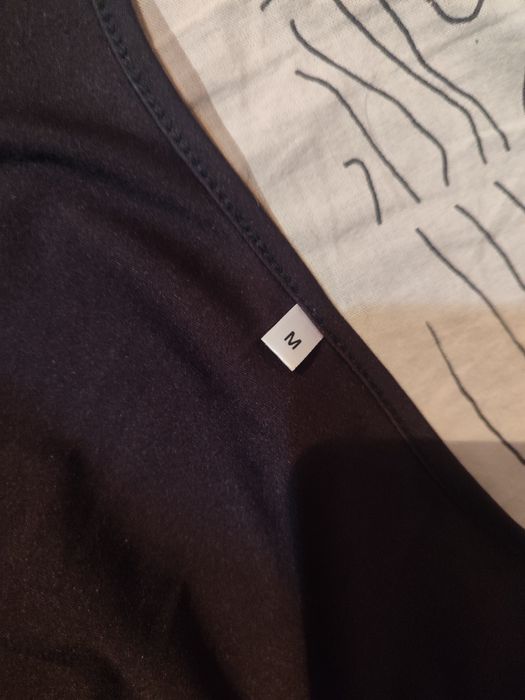 Чёрное коротенькое платье