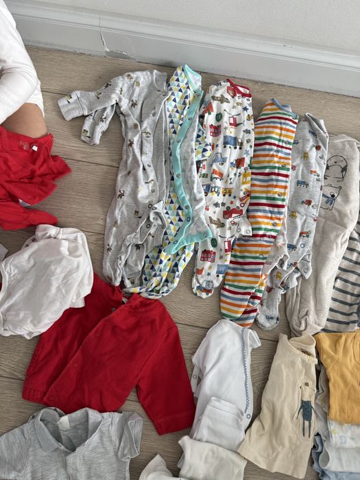 Одежда на малыша от 0 до 6 месяцев