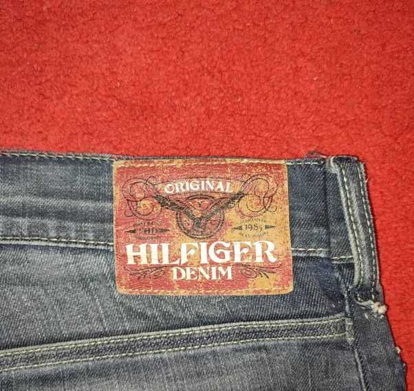 Flared baggy jeans