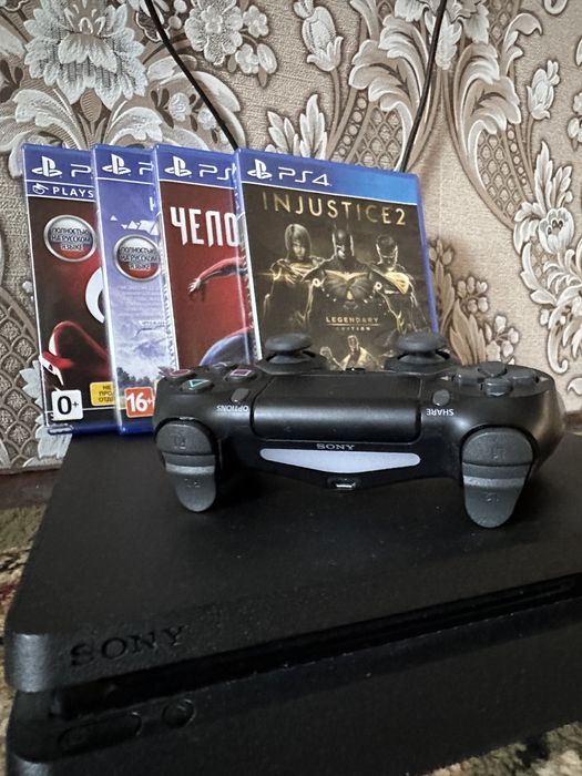 Продам Sony PlayStation 4