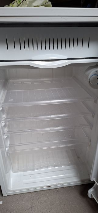 Хладилник Samsung 85см