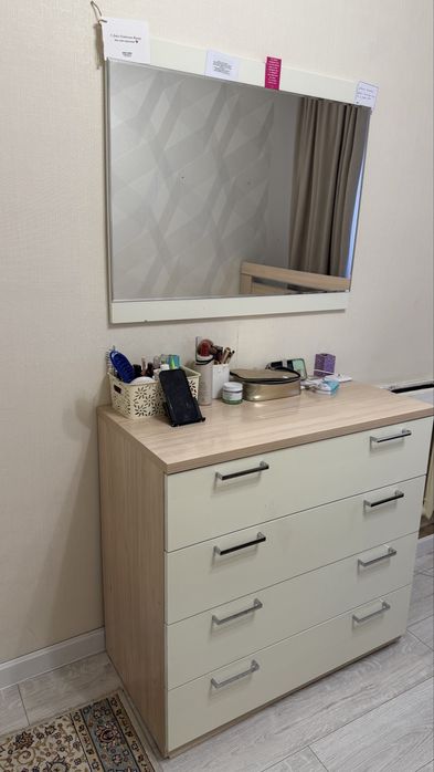 Продам спальный гарнитур