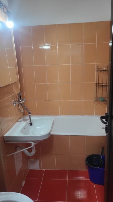 Inchiriez garsoniera Mioveni