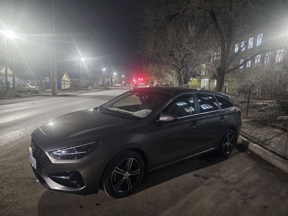 Продам авто ,купленная в салоне.