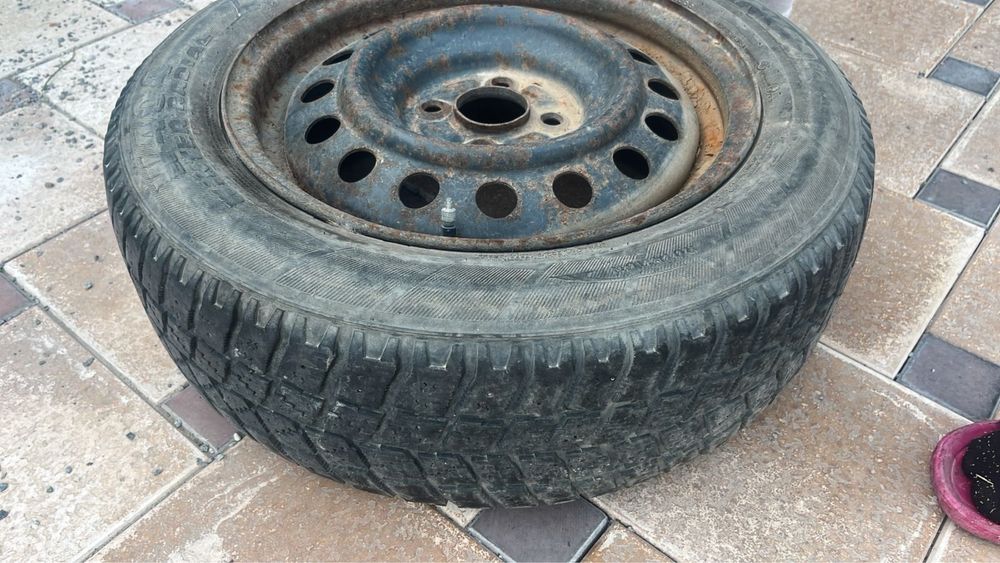 Зимняя шина 185/65/15