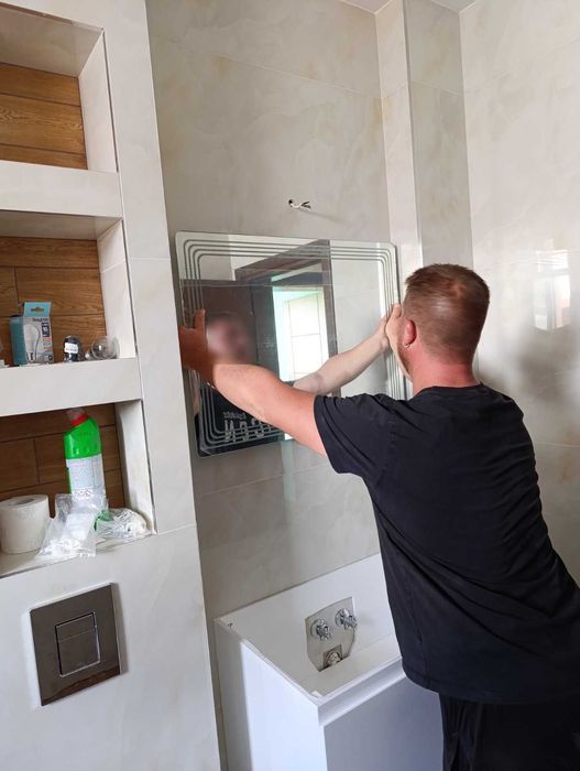 Огледало за баня 80х60 с LED осветление и подгряване