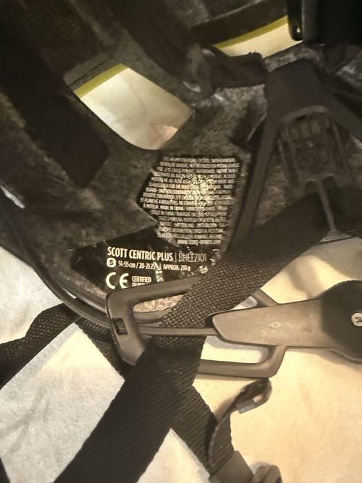 Дрехи и каски Scott RC Team