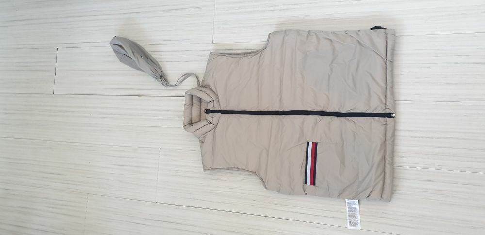 Tommy Hilfiger Down Vest Mens S / M НОВО! ОРИГИНАЛ! Мъжки Пухен Елек!
