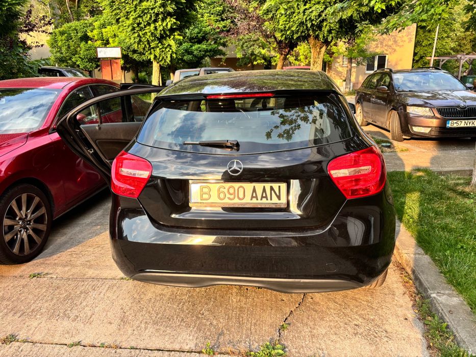 Mercedes A180 - 96000 km an 2013