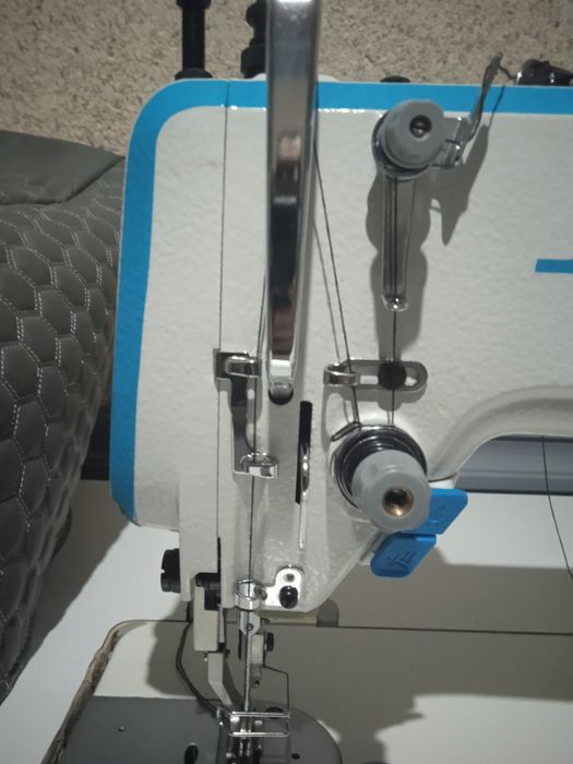 Швейная машинка Jack H2 шагающая