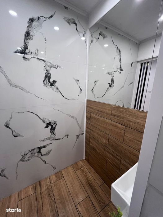 Garsoniera renovata la parter