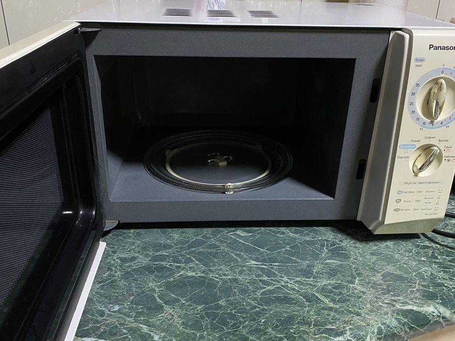 Продам пароварка, мультиварку, микроволновку