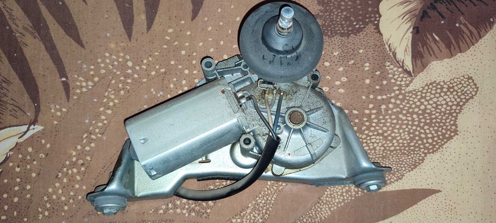 Рено меган сценик 1.6i части - фарове, дросел, радиатор и др.