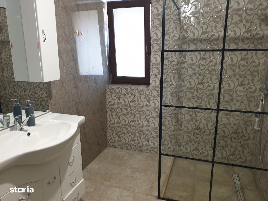 IASI – REDIU - Casa individuala parter + etaj +pod - drum asfaltat