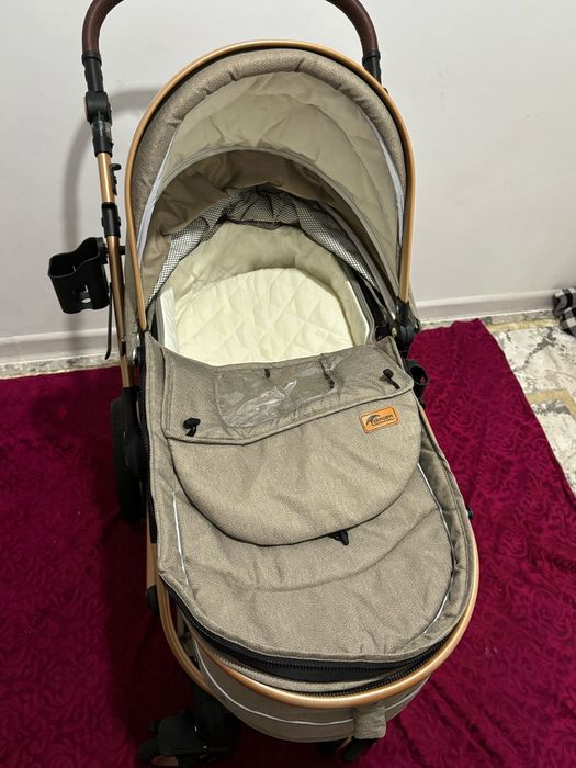 Детский коляска. Барлық жабдықтары бар