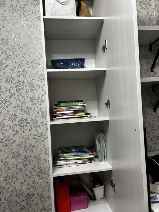 Стол компьютерный или писменный