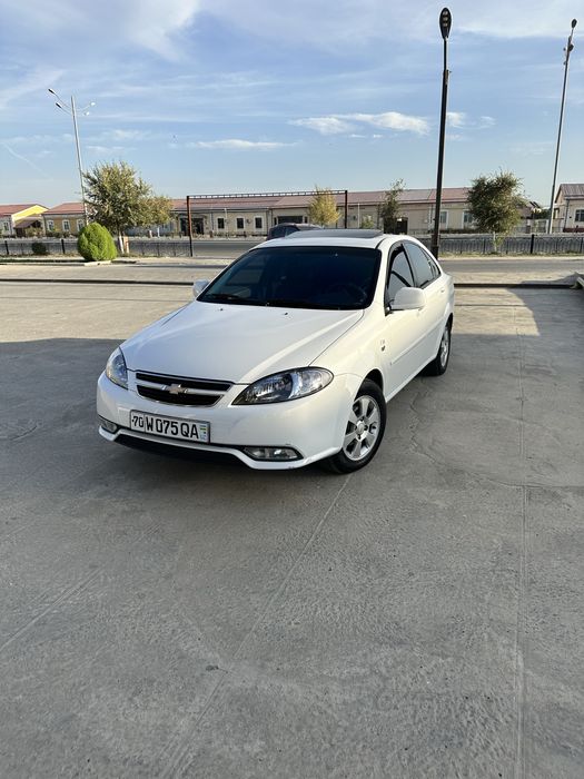 Chevrolet Gentra elegant plyus