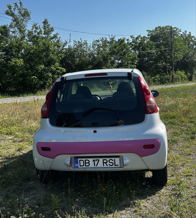 Peugeot 107  barbie limited edition