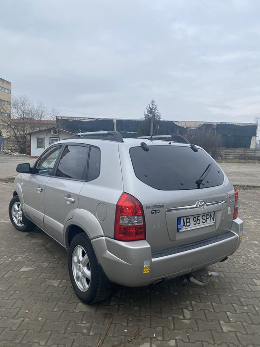 Hyundai Tucson 4x4 motor 2L 140cp diesel