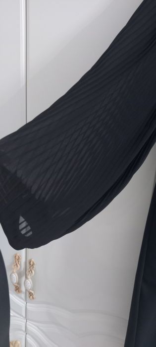 Елегантна дамскя рокля