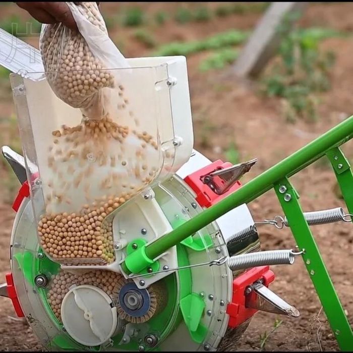 Ручной Сеялка (уруғ экиш машинаси)