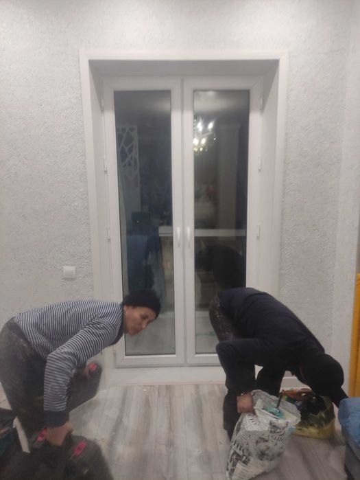 Пластиковые двери витражи перегородки