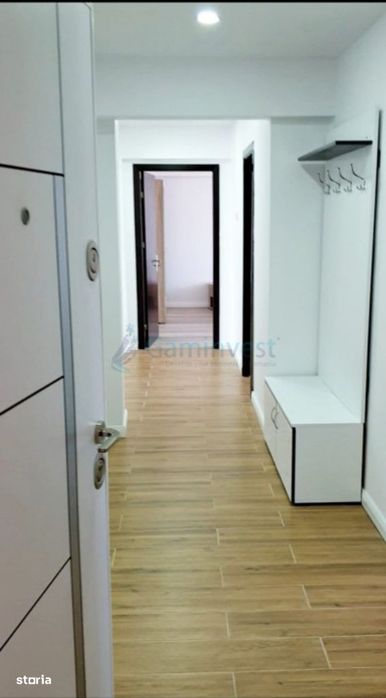 Apartament renovat cu 4 camere  , Cantemir, Oradea,Gaminvest, V2392E