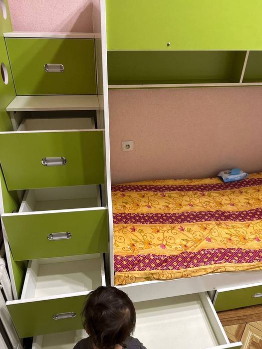 Мебель сотилади срочно!