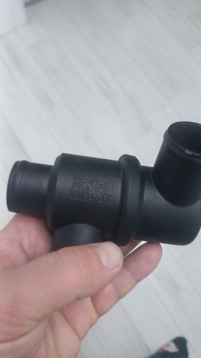 Продам термостат на ваз