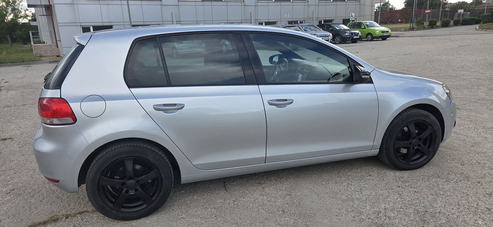 VOLKSWAGEN Golf 2010 — imagine 4