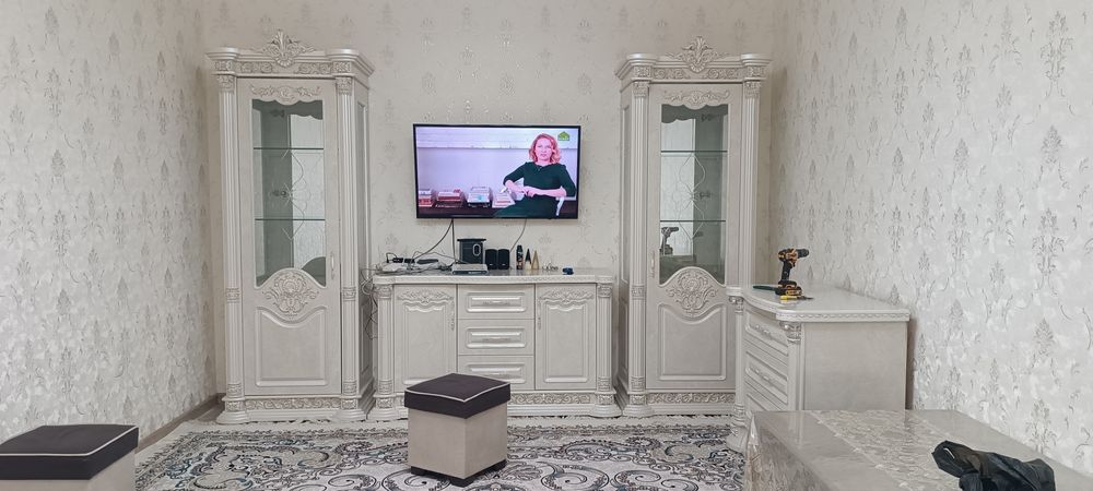 Профисионалный мастер по мебели, зборка-разборка упаковка. 
Мебил разб