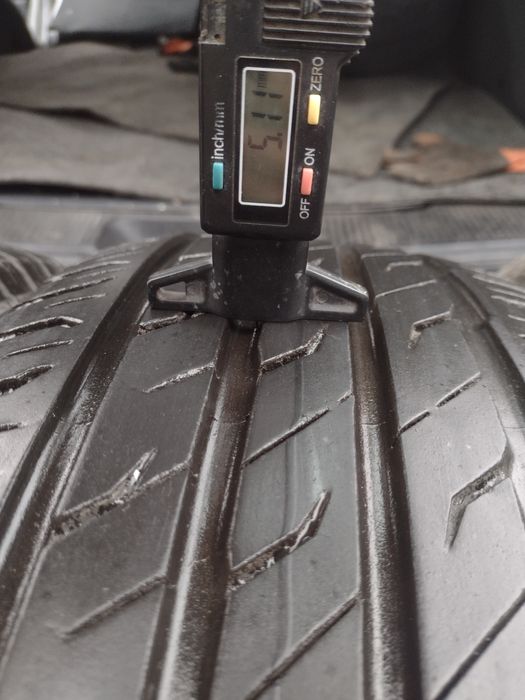 Семперит 4бр.215/60/16 дот1124