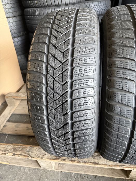 2 anvelope iarna 225/50/18 Pirelli Runflat 6.5 mm!