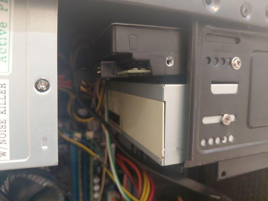 Продам компютер 730gt/i3/8gb/1.5tb