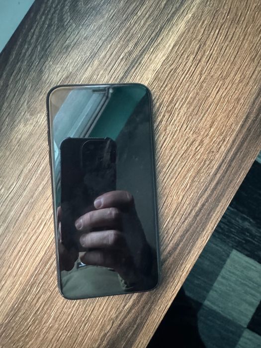 Iphone XS 256gb запазен