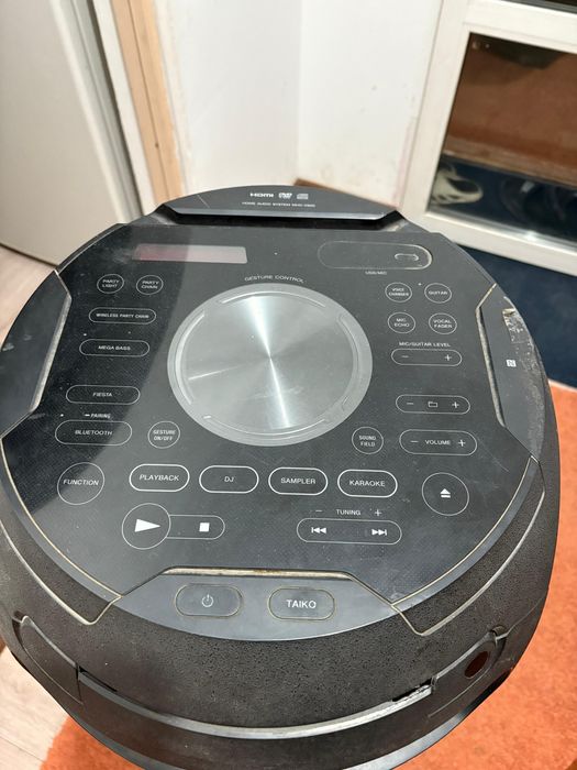 Музыкальный центр Sony MHC-V82D