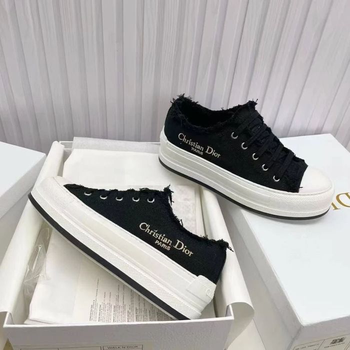 CD Walk'n'Dior Sneaker "Black Canvas with Gold Signature"