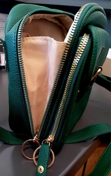 Зелена чанта с дръжка