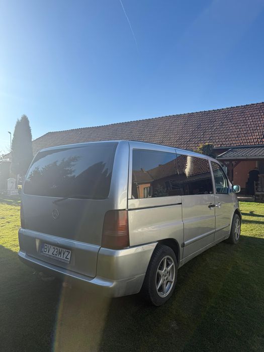 Mercedes Vito 2.2 CDI • 7 Locuri • AC • Sirocou • Cârlig • Bluetooth