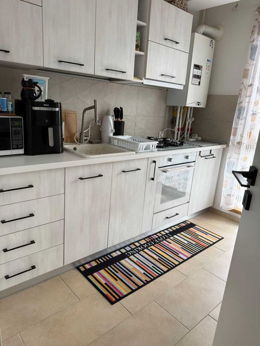 Închiriez ap. 2 camere Bucureștii Noi - cu parcare