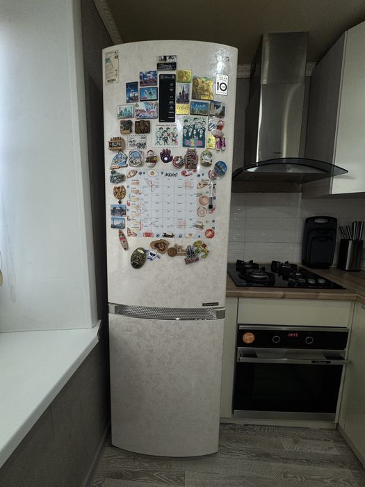 Продам холодильник Lg